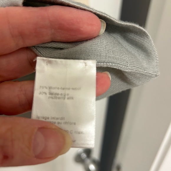 Akris wool and silk sweater - Picture 2 of 2